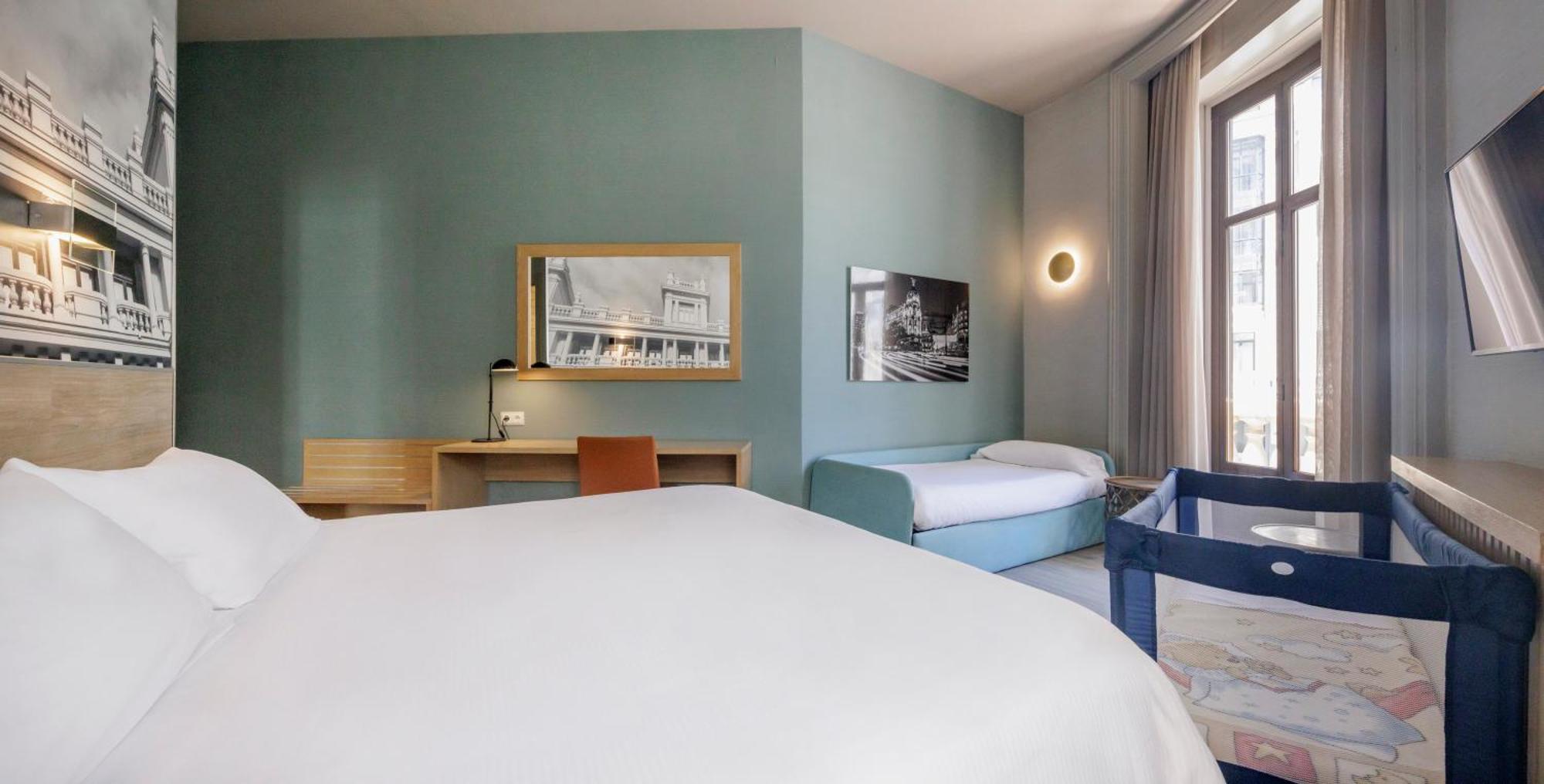 Regente Hotel Madrid Exterior photo
